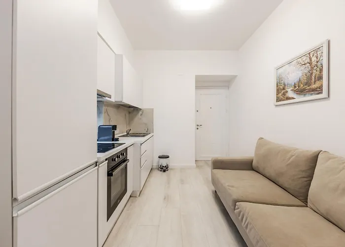 Leo's Garden View By Pikhost * Tirana