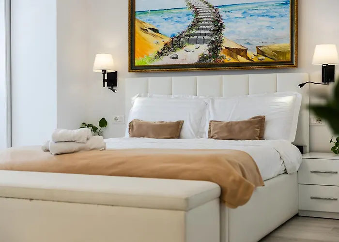 Leo's Garden View By Pikhost Tirana